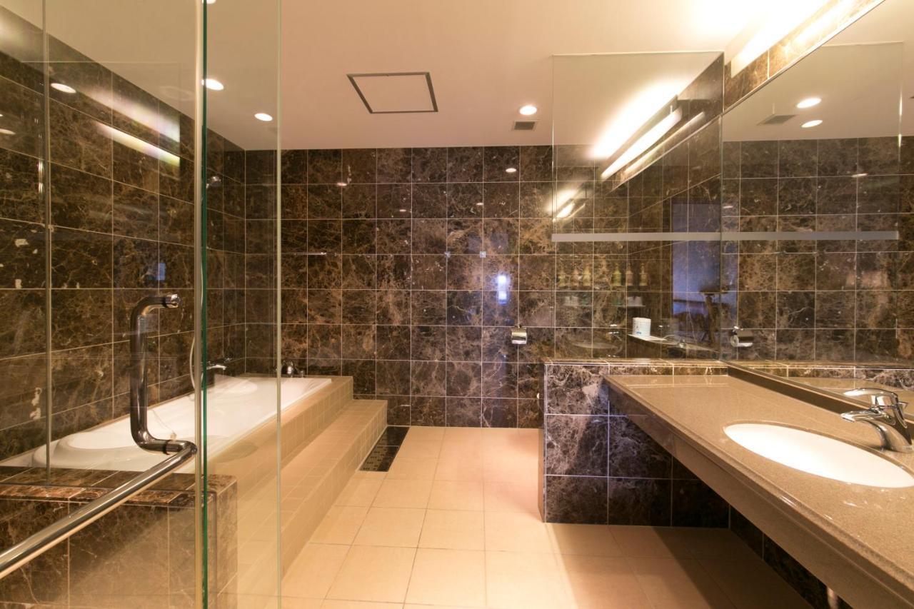 Nakanoshima Plaza Hotel Osaka Ngoại thất bức ảnh